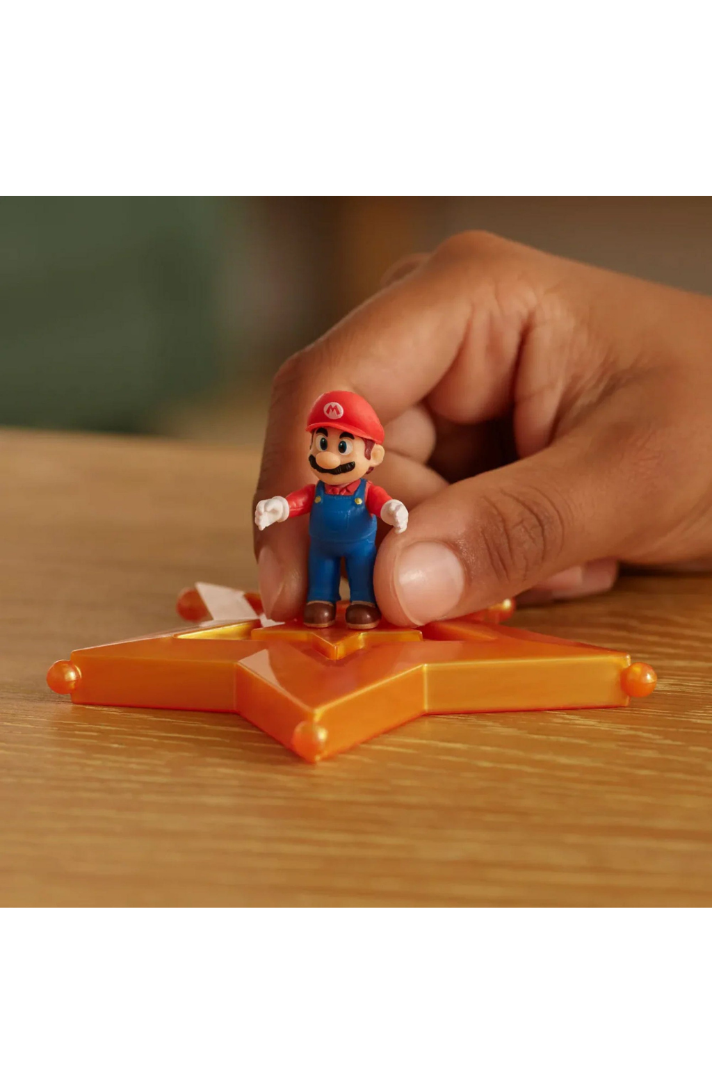 Super Mario Galaxy Movie Mario Mini Figure with Star Accessory, Ages 3+