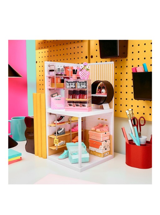 MGA's Miniverse Spaces Starter Pack Pink