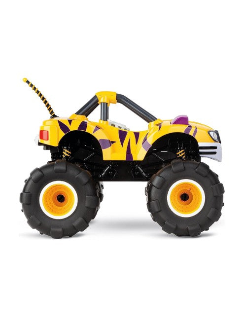 Carrera RC Stripes Remote Control Car – High-Speed RC Racing Car with Precision Controls for Kids & Beginners
