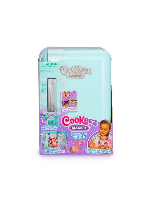 Cookeez Makery Freezy Cakez Fridge – Mix & Decorate Interactive Scented Plush Playset